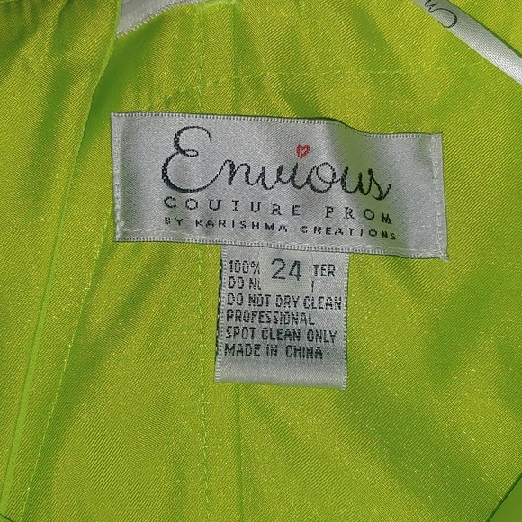 Envious Couture Prom Dress - Picture 11 of 12